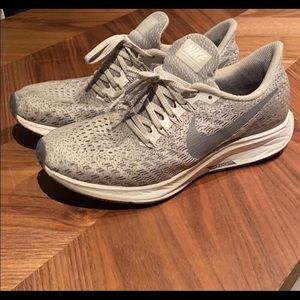 Women’s Nike Zoom Pegasus 35